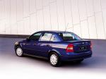 Holden Astra Sedan 1999 года